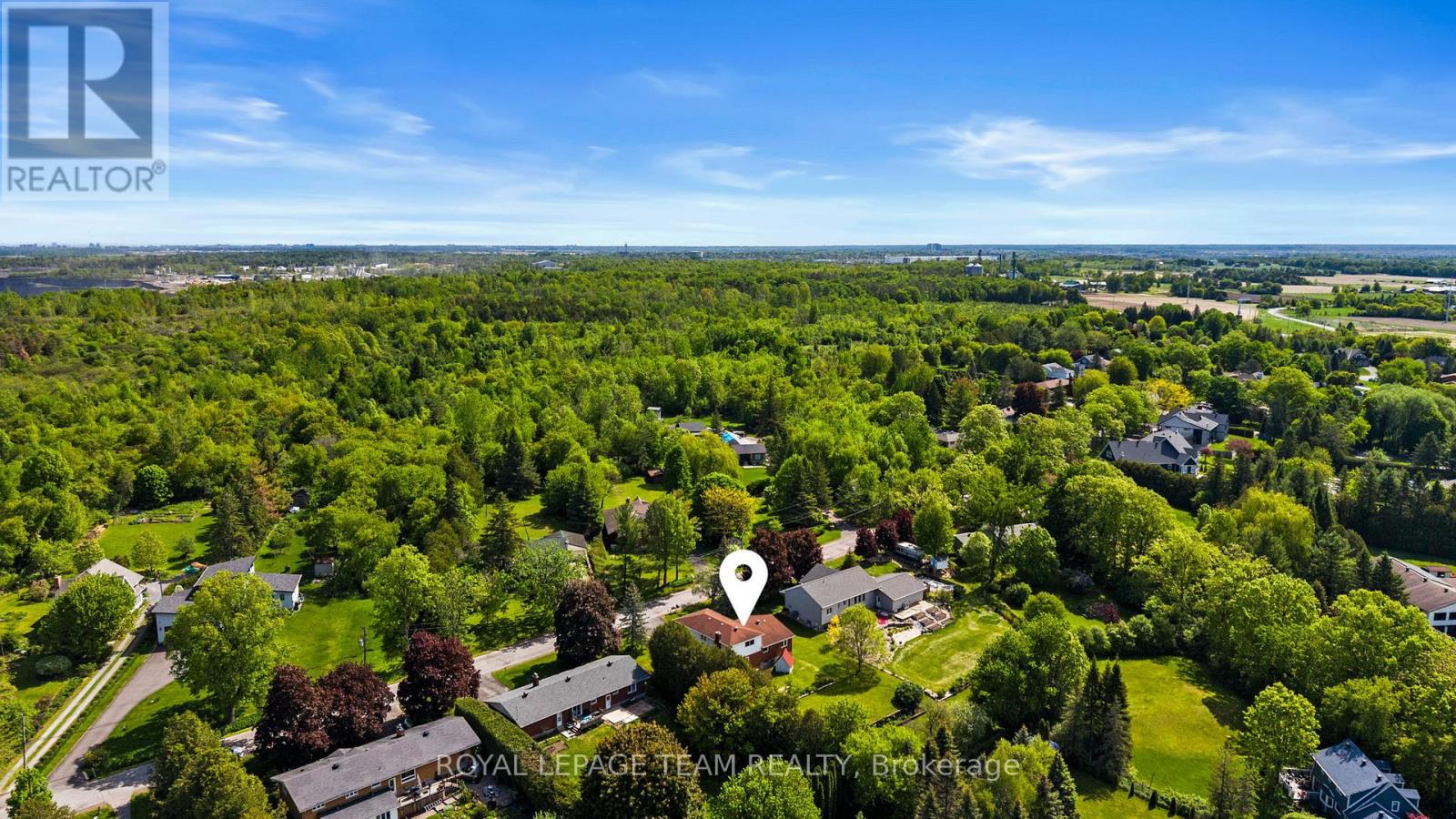 44 Steeple Hill Crescent, Ottawa, Ontario  K2R 1G3 - Photo 2 - X13237158