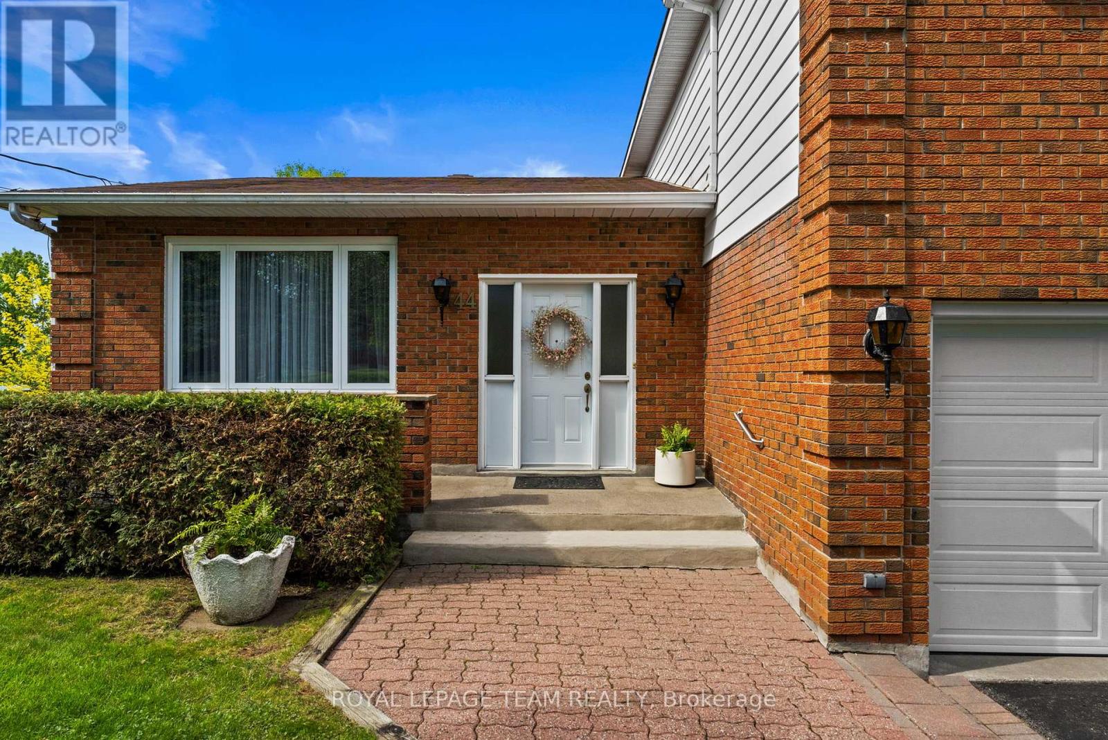 44 Steeple Hill Crescent, Ottawa, Ontario  K2R 1G3 - Photo 3 - X13237158