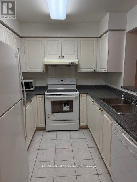 401 - 39 Pemberton Avenue, Toronto, Ontario  M2M 4L6 - Photo 4 - C13237152