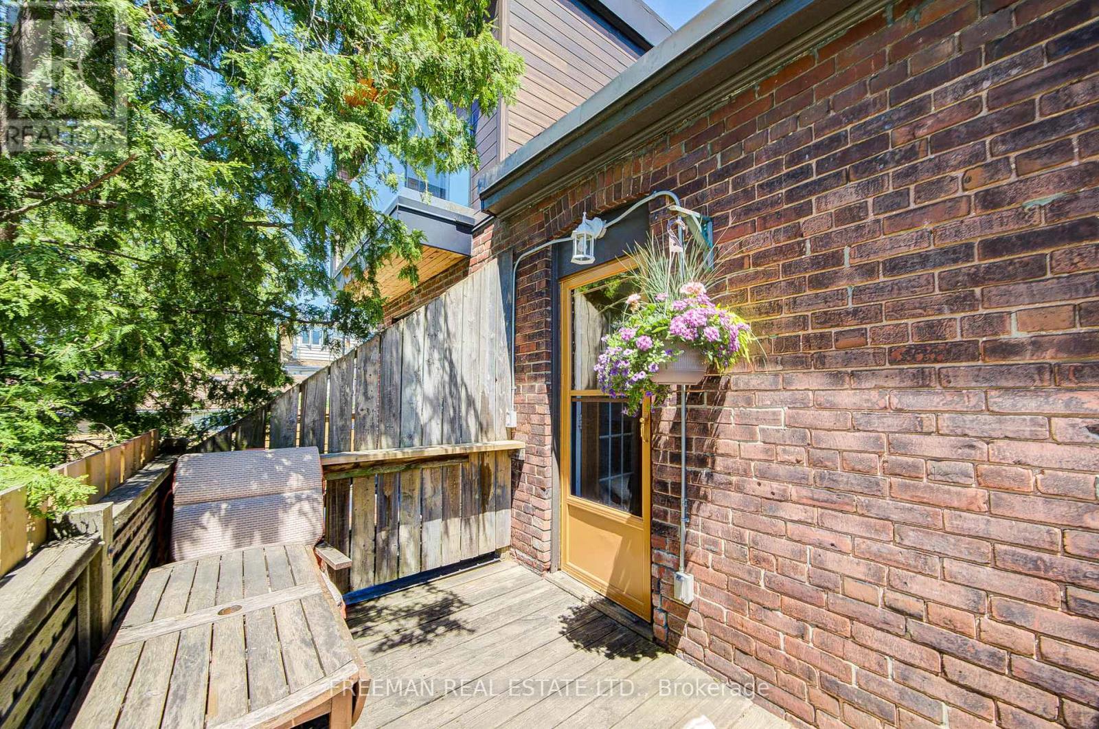 224 Lippincott Street, Toronto, Ontario  M5S 2P5 - Photo 24 - C13237174