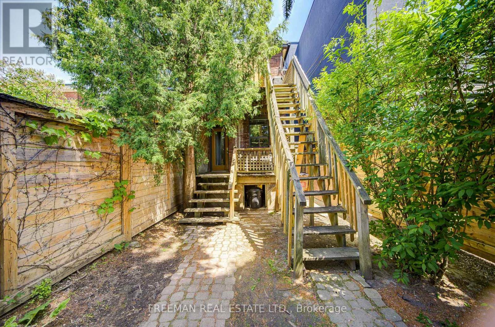 224 Lippincott Street, Toronto, Ontario  M5S 2P5 - Photo 34 - C13237174