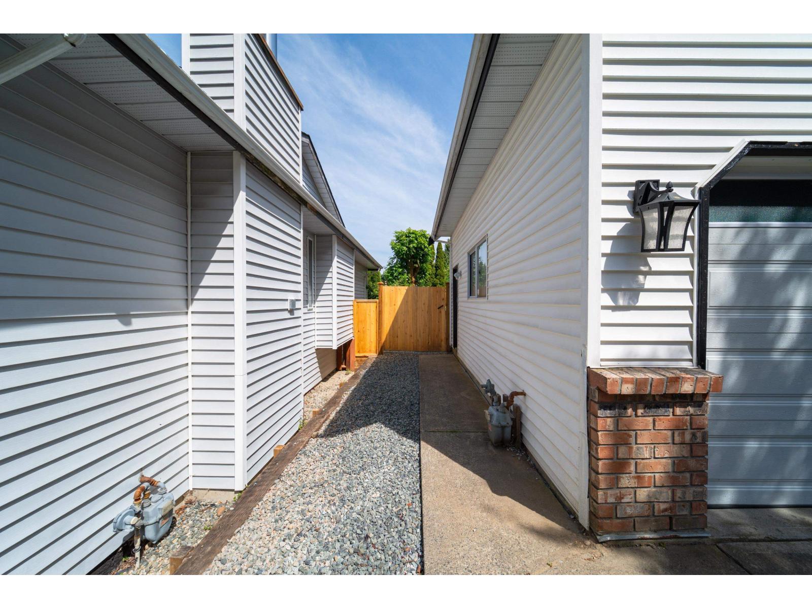 8034 138 Street, Surrey, British Columbia  V3W 8P9 - Photo 38 - R3131824