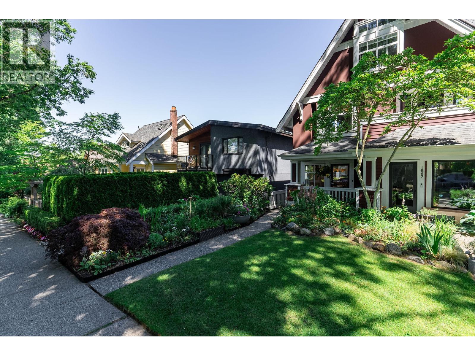 1865 E 7th Avenue, Vancouver, British Columbia  V5N 1S1 - Photo 3 - R3131463