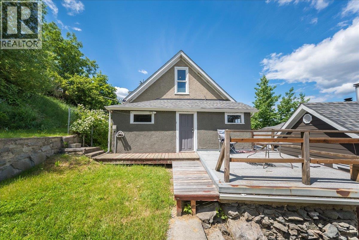 542 Spokane Street, Trail, British Columbia  V1R 3V8 - Photo 40 - 10389888