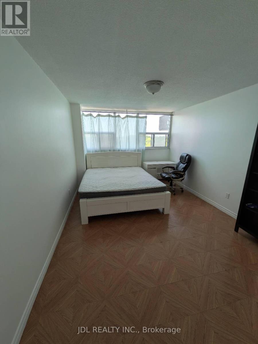 1003 - 4101 Steeles Avenue E, Toronto, Ontario  M1S 3H3 - Photo 2 - E13237136
