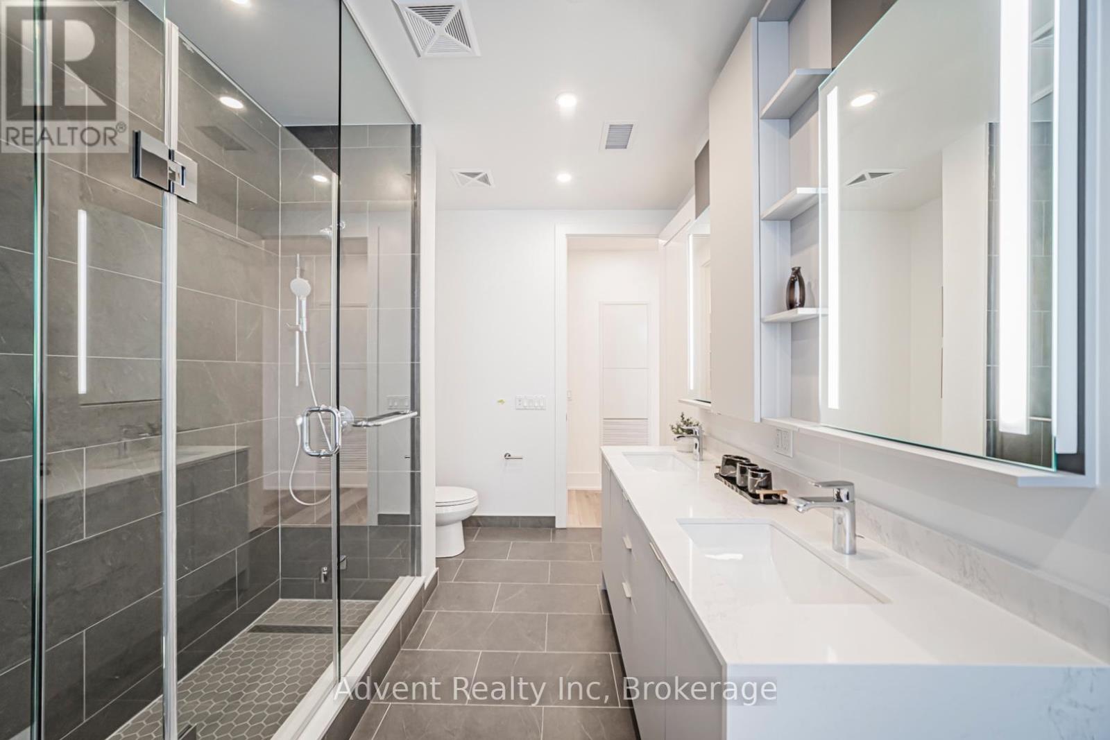 Ph01 - 8 Cedarland Drive, Markham, Ontario  L6G 0H4 - Photo 28 - N13234934