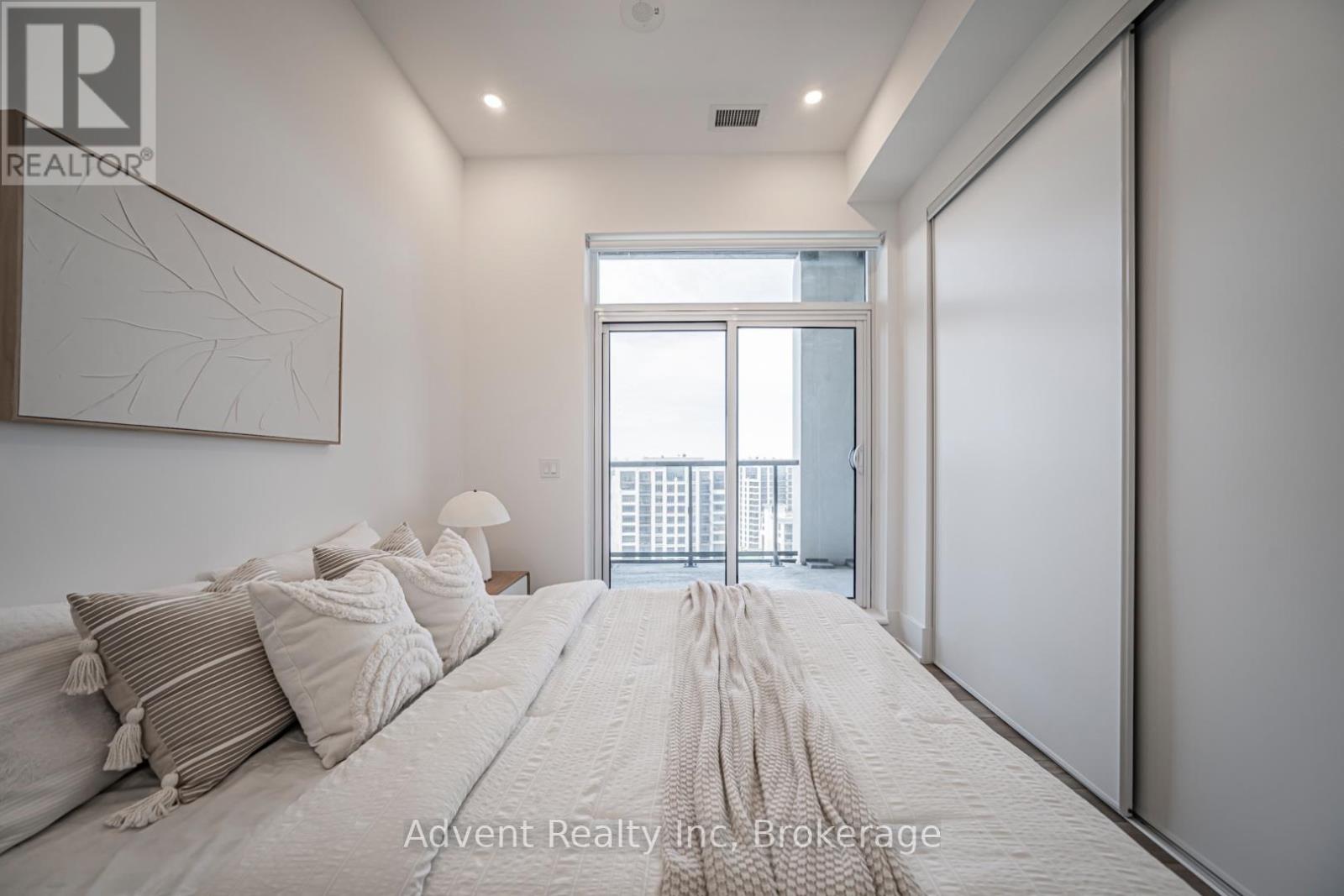 Ph01 - 8 Cedarland Drive, Markham, Ontario  L6G 0H4 - Photo 37 - N13234934