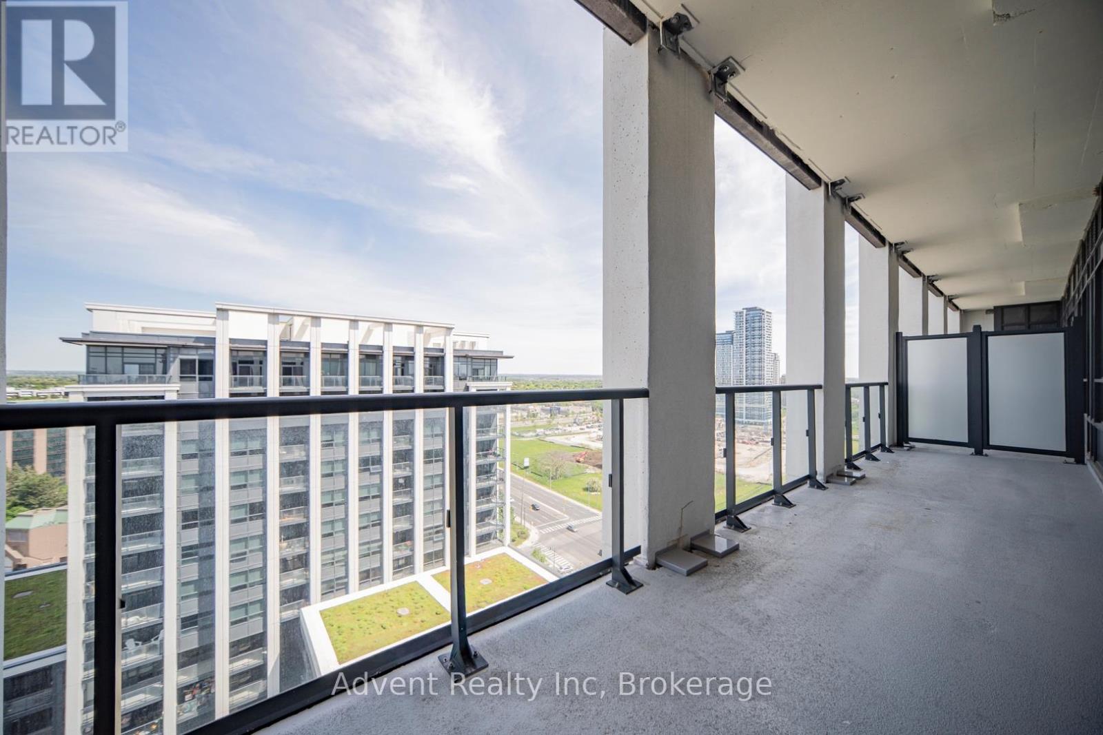 Ph01 - 8 Cedarland Drive, Markham, Ontario  L6G 0H4 - Photo 41 - N13234934