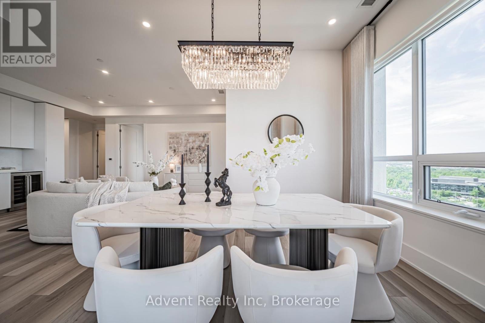 Ph01 - 8 Cedarland Drive, Markham, Ontario  L6G 0H4 - Photo 13 - N13234934