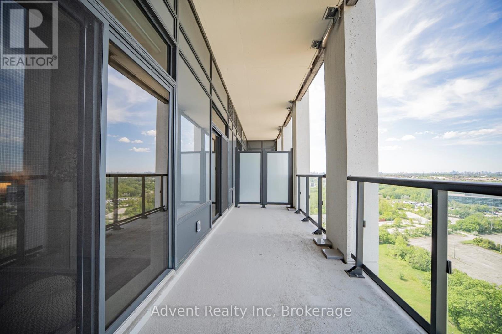 Ph01 - 8 Cedarland Drive, Markham, Ontario  L6G 0H4 - Photo 43 - N13234934