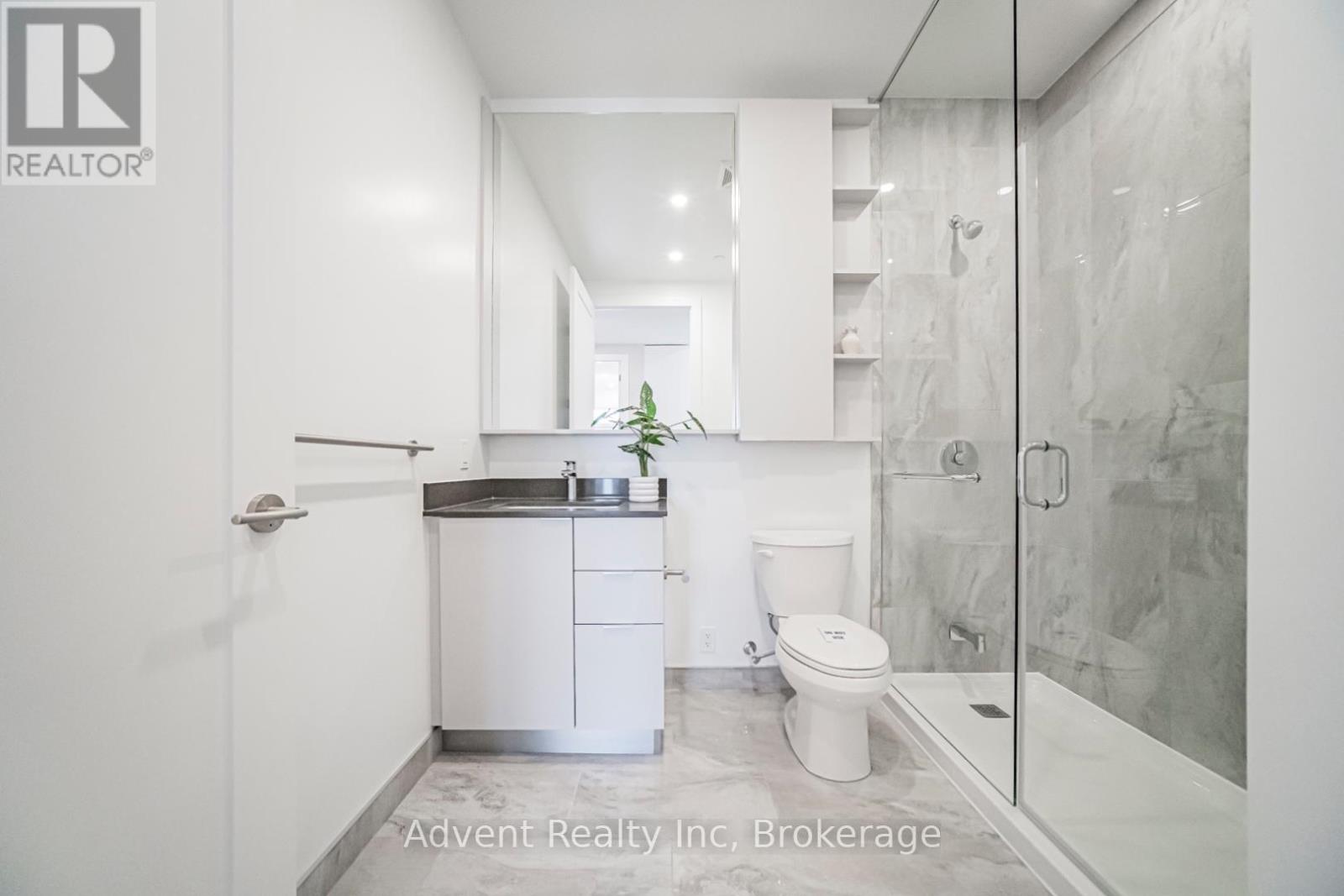 Ph01 - 8 Cedarland Drive, Markham, Ontario  L6G 0H4 - Photo 35 - N13234934