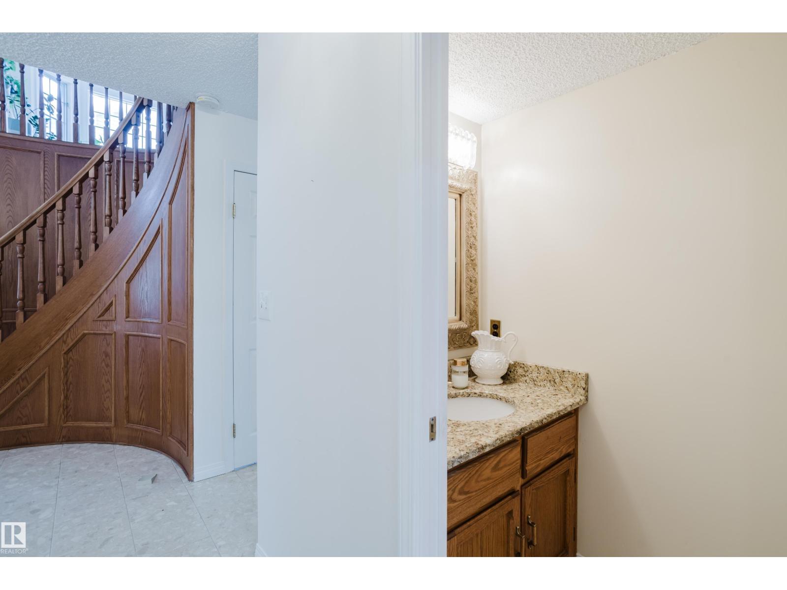613 Henderson St Nw, Edmonton, Alberta  T6R 1G2 - Photo 16 - E4491549