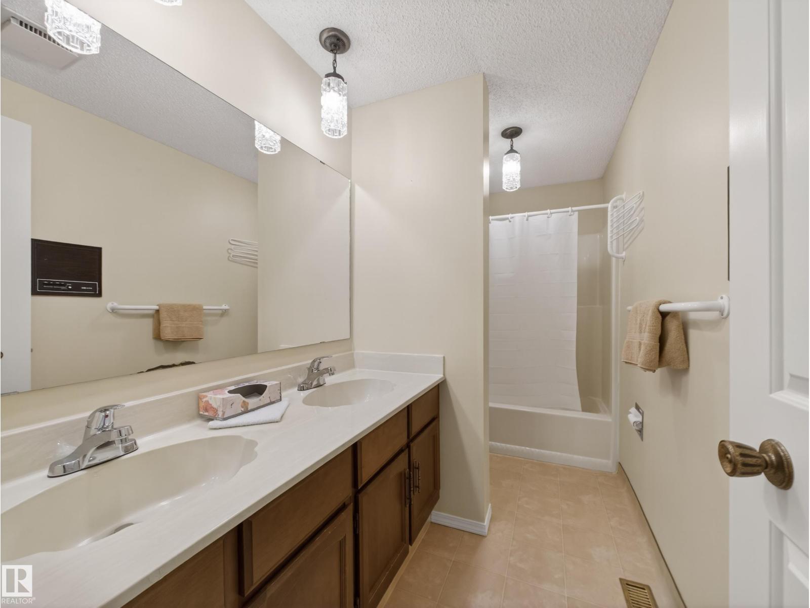70 Woodstock Dr, Sherwood Park, Alberta  T8A 4C3 - Photo 35 - E4491553