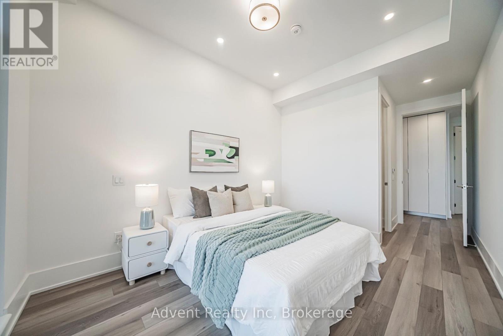Ph01 - 8 Cedarland Drive, Markham, Ontario  L6G 0H4 - Photo 32 - N13234934