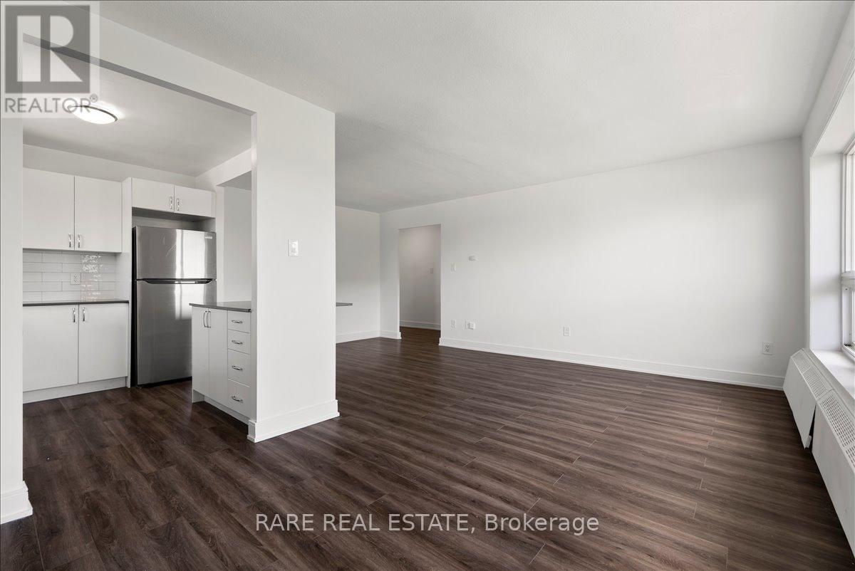 419 - 10 Garfella Drive, Toronto, Ontario  M9V 2E9 - Photo 10 - W13237134