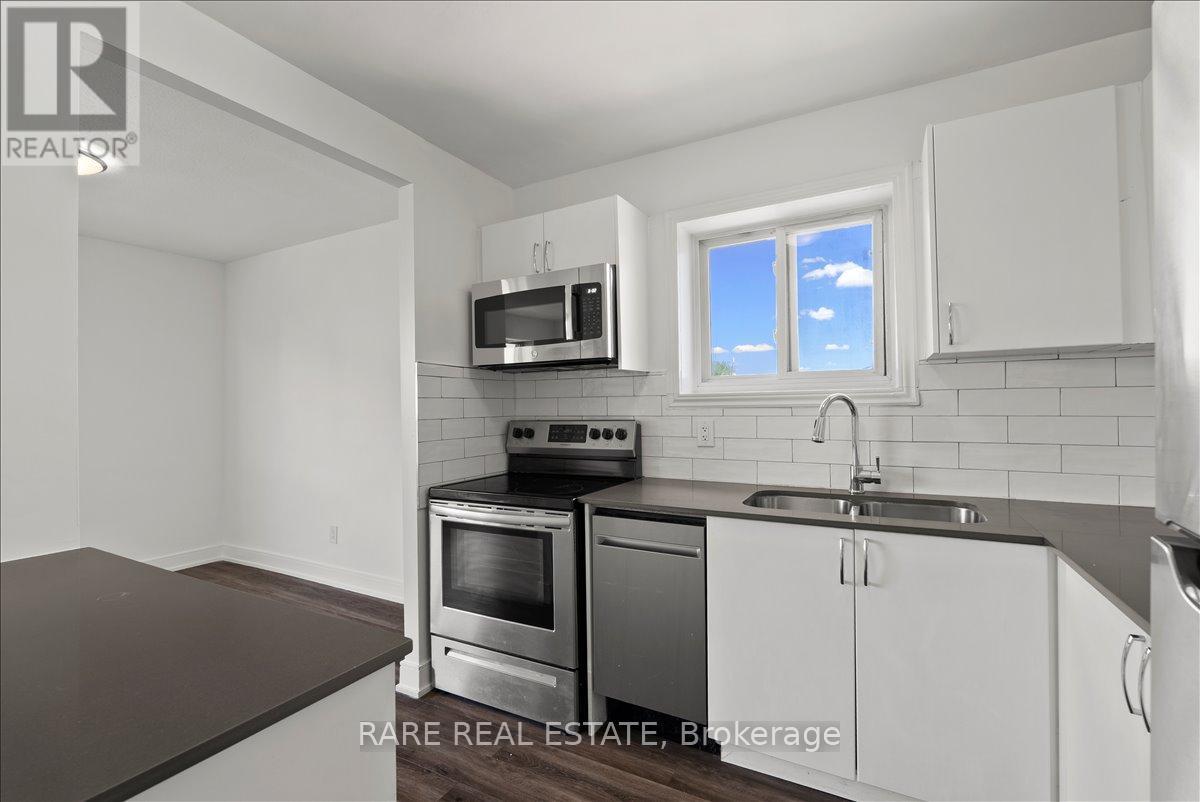 419 - 10 Garfella Drive, Toronto, Ontario  M9V 2E9 - Photo 2 - W13237134