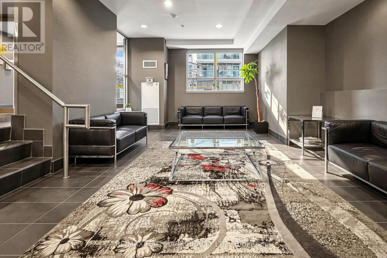 1119 - 812 Lansdowne Avenue, Toronto, Ontario  M6H 4K5 - Photo 4 - W13237156