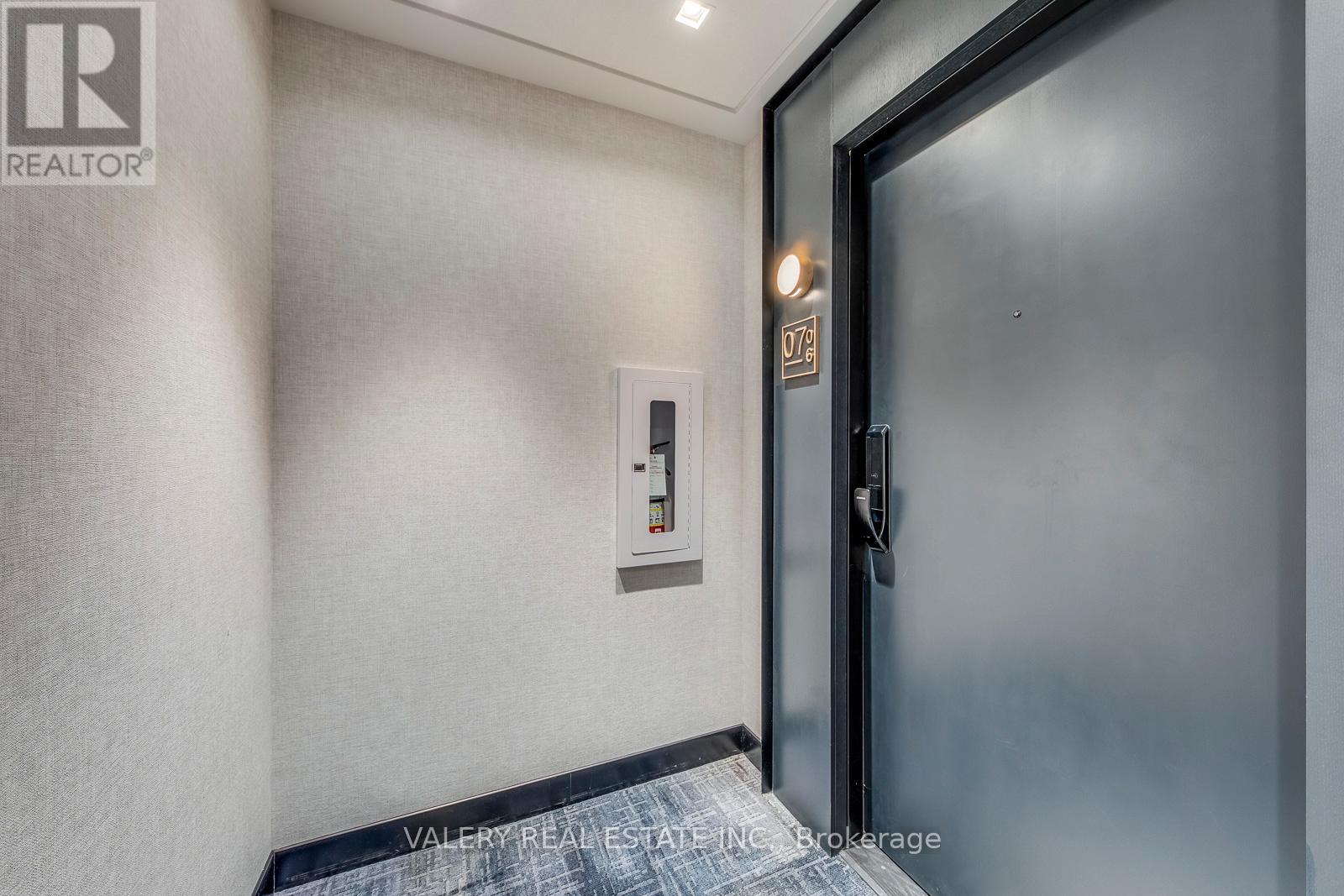 706 - 3220 William Coltson Avenue, Oakville, Ontario  L6H 7X9 - Photo 5 - W13237172