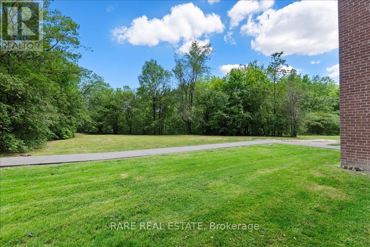 106 - 10 Garfella Drive, Toronto, Ontario  M9V 2E9 - Photo 12 - W13237192