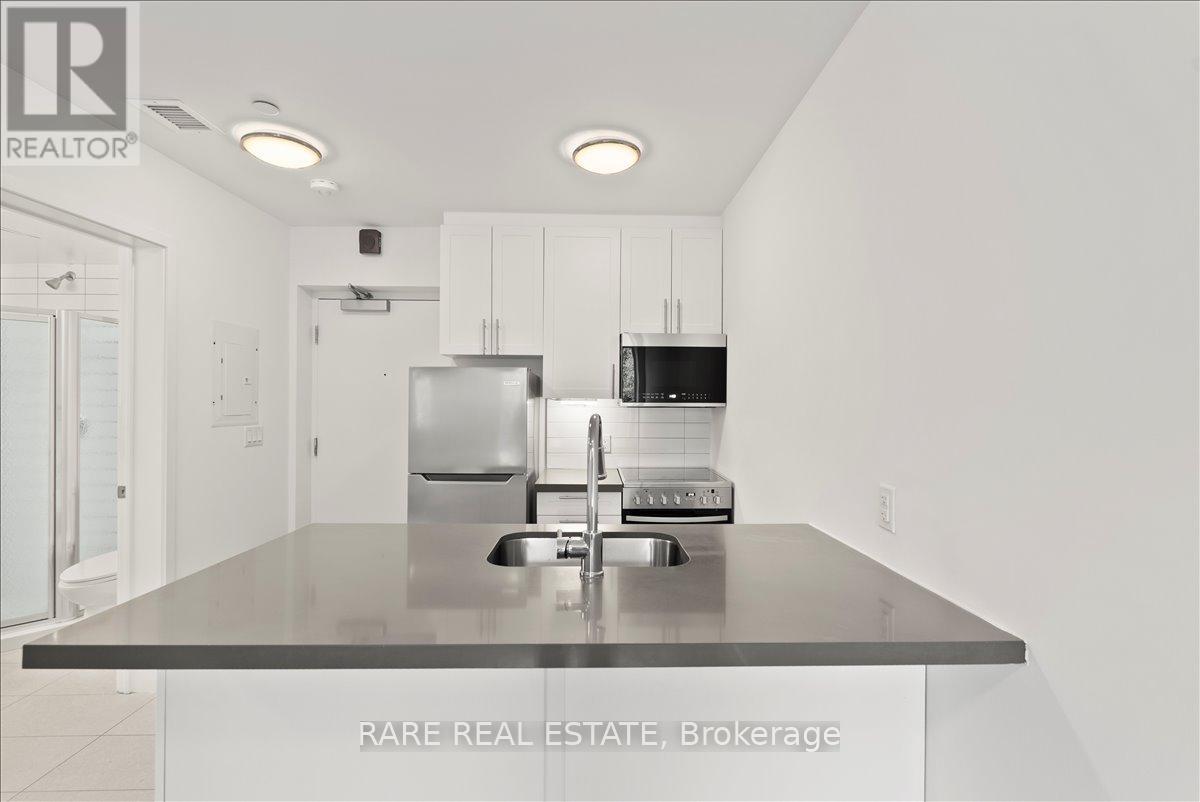 106 - 10 Garfella Drive, Toronto, Ontario  M9V 2E9 - Photo 2 - W13237192