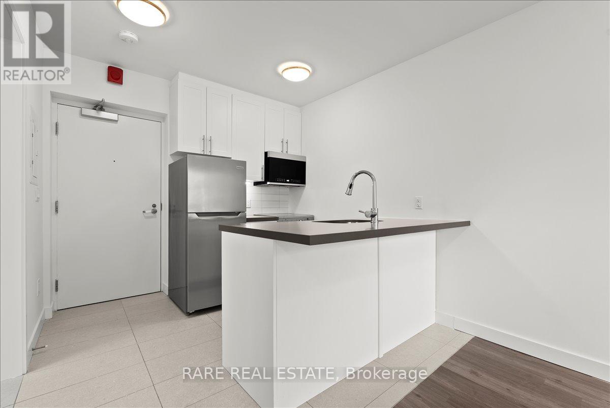 106 - 10 Garfella Drive, Toronto, Ontario  M9V 2E9 - Photo 6 - W13237192