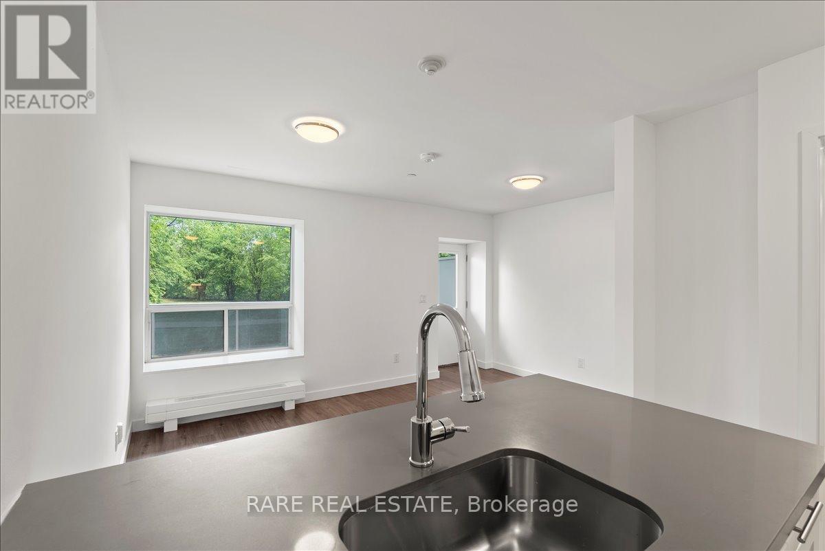 106 - 10 Garfella Drive, Toronto, Ontario  M9V 2E9 - Photo 7 - W13237192