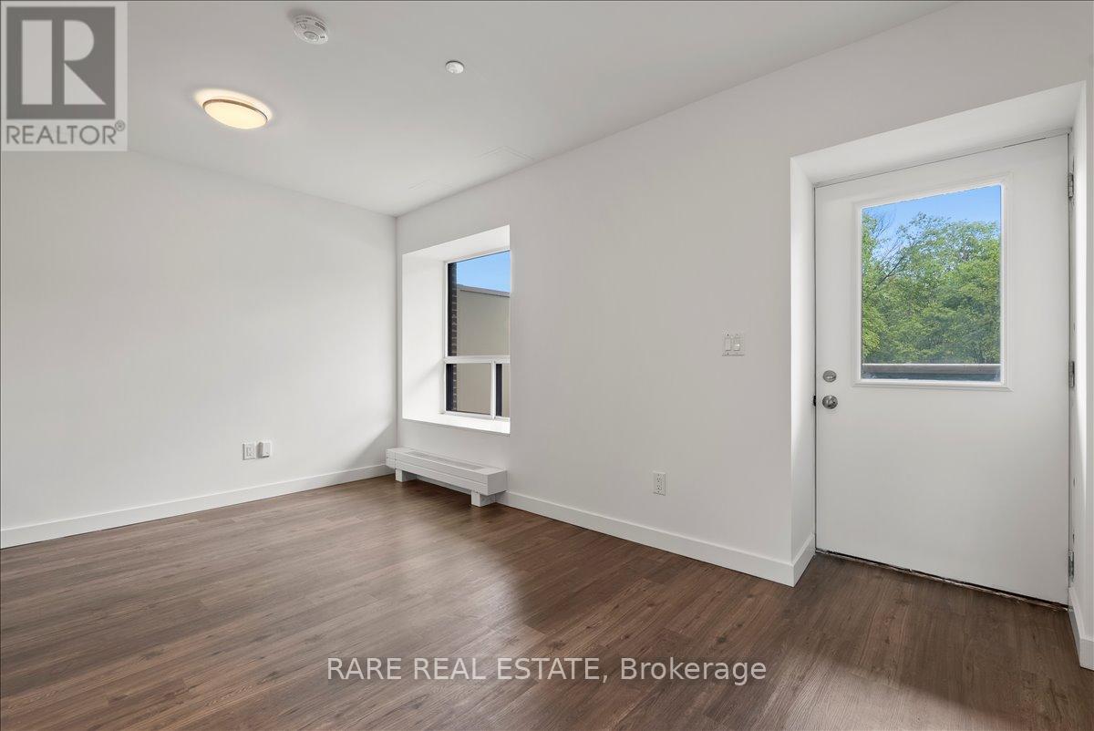 106 - 10 Garfella Drive, Toronto, Ontario  M9V 2E9 - Photo 9 - W13237192