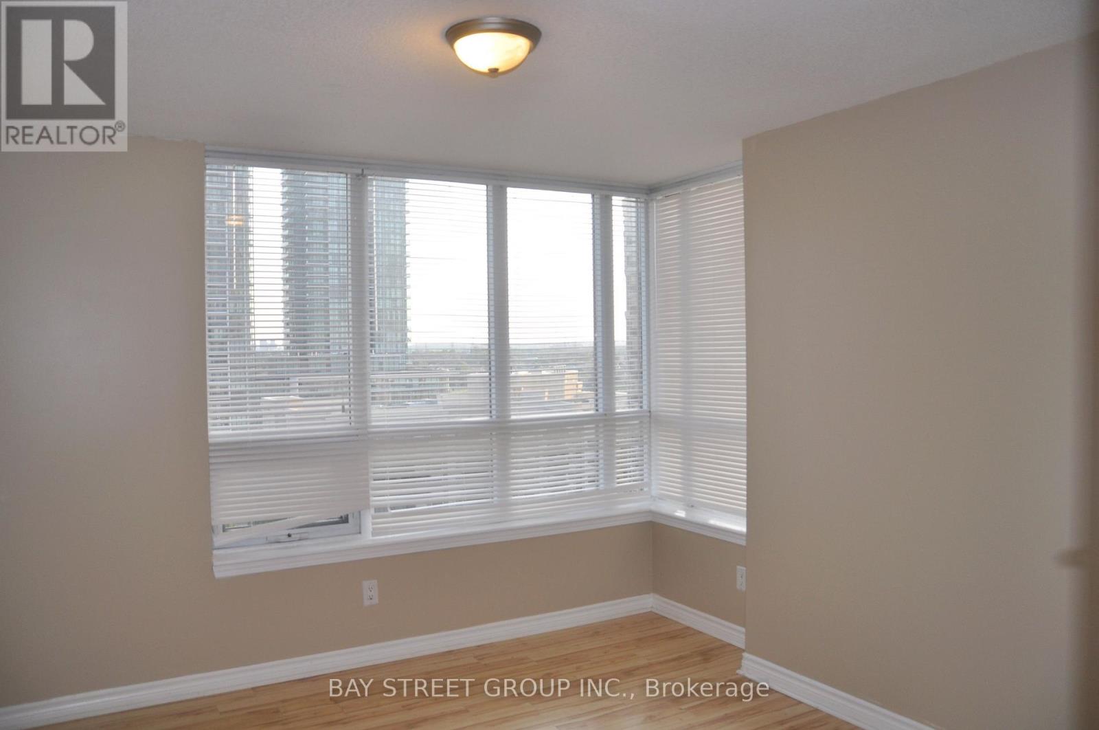1205 - 4080 Living Arts Drive, Mississauga, Ontario  L5B 4N3 - Photo 11 - W13237206