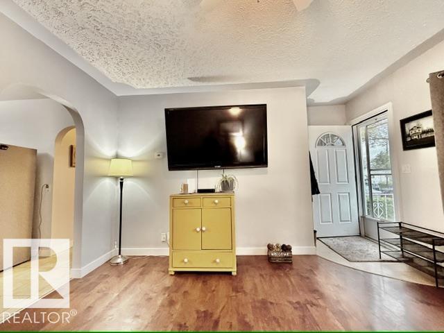 5611 51 Av, Camrose, Alberta  T4V 0W3 - Photo 7 - E4491255
