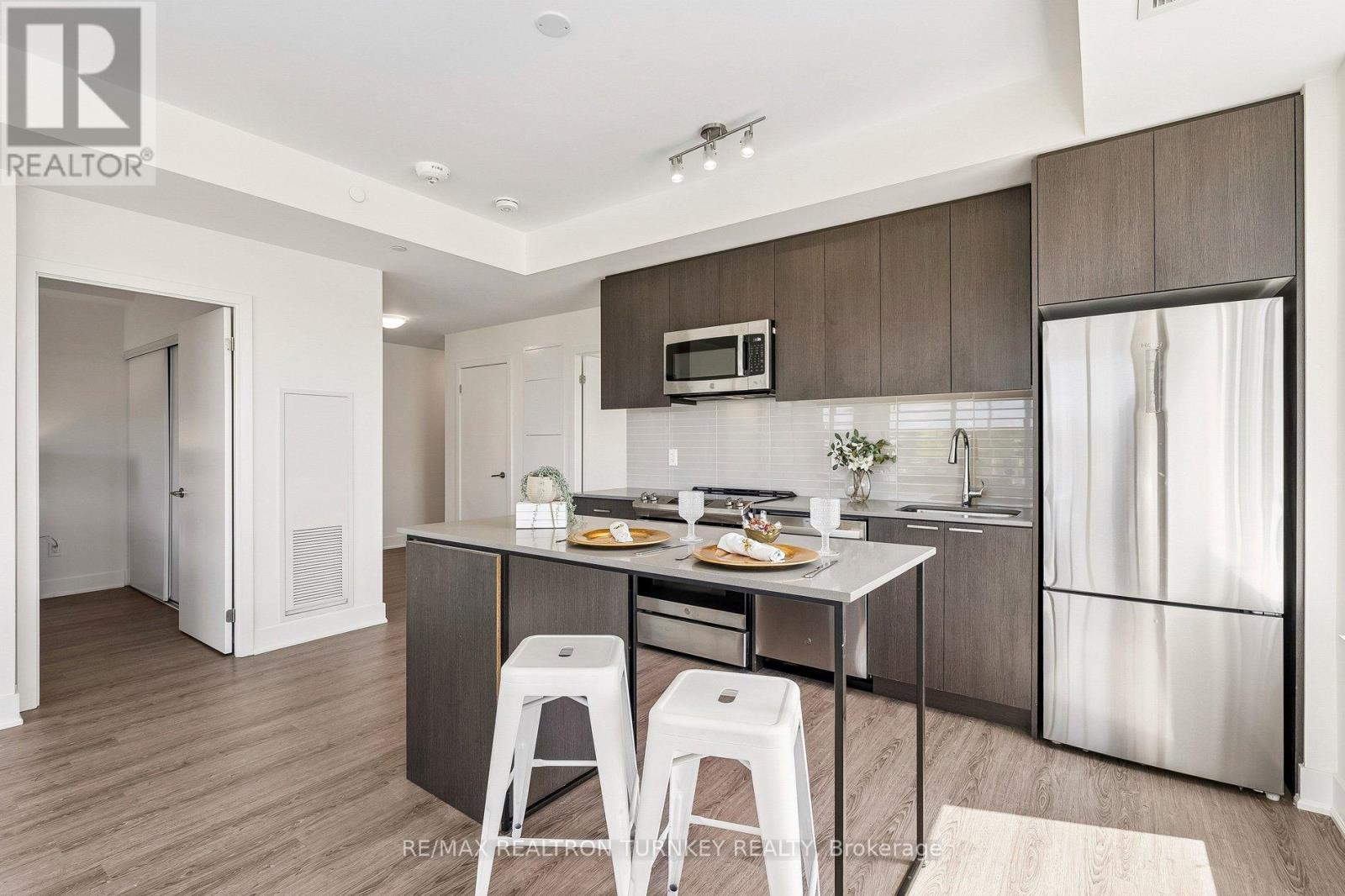 311 - 185 Deerfield Road N, Newmarket, Ontario  L3Y 0G7 - Photo 7 - N13237116
