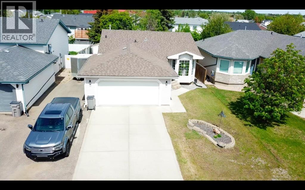 7701 106a Street, Grande Prairie, Alberta  T8W 2H8 - Photo 1 - A2316636