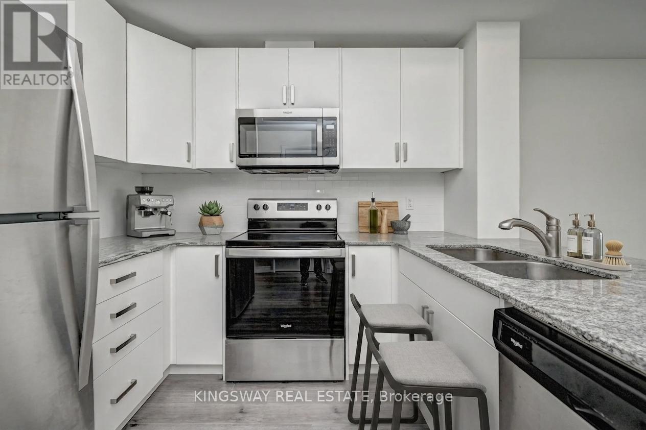 801 - 60 Charles Street W, Kitchener, Ontario  N2G 0C9 - Photo 5 - X13237204