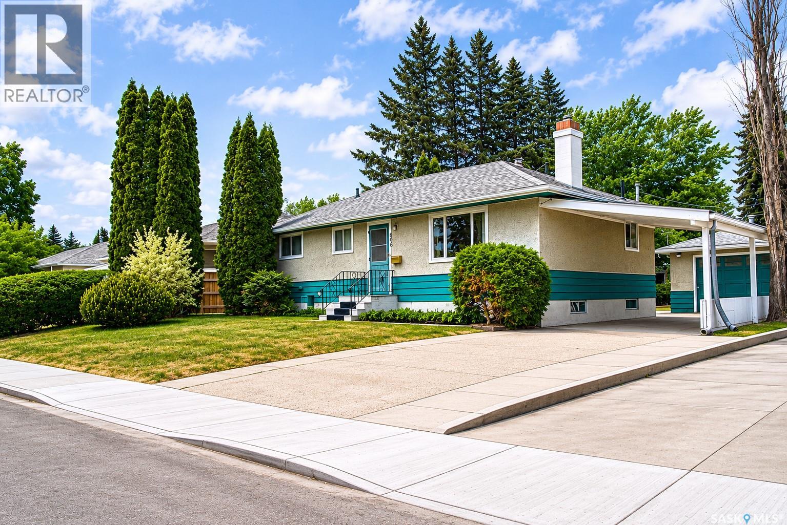 806 Cascade Street, Saskatoon, Saskatchewan  S7J 0M7 - Photo 5 - SK037735