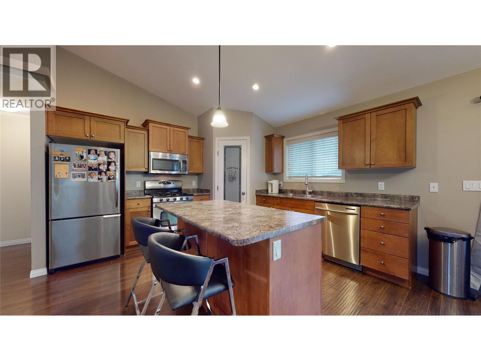 2854 Auburn Road West Kelowna Photo 4