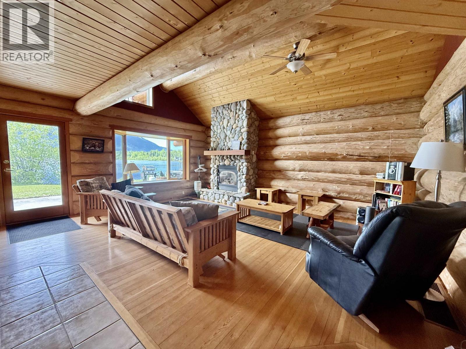 6463 Hetherington Road, Smithers, British Columbia  V0J 2N2 - Photo 16 - R3131394