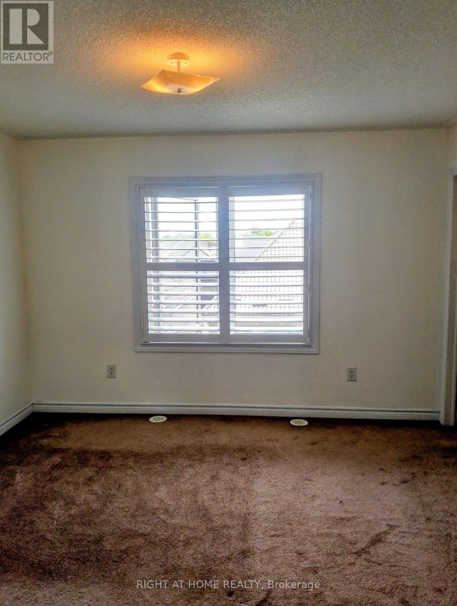 4 - 32 Aspen Hills Road, Brampton, Ontario  L6Y 6E4 - Photo 17 - W13223980