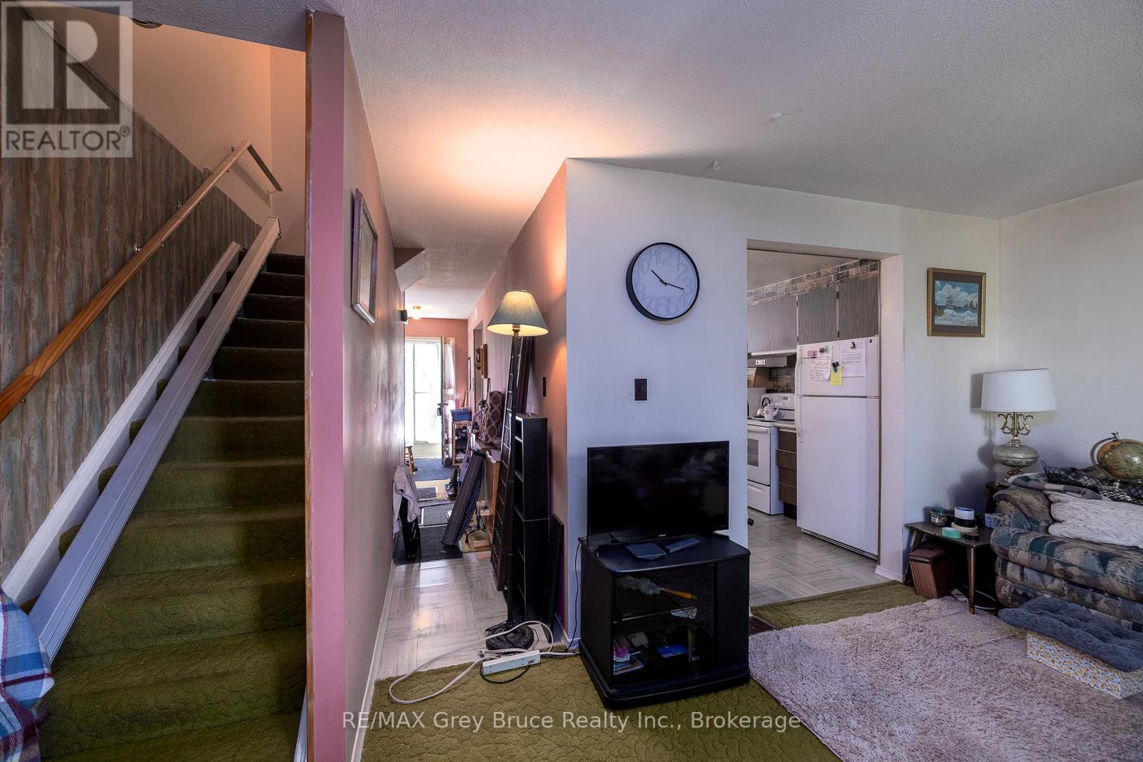 1068 11th Street E, Owen Sound, Ontario  N4K 5V6 - Photo 10 - X13237214