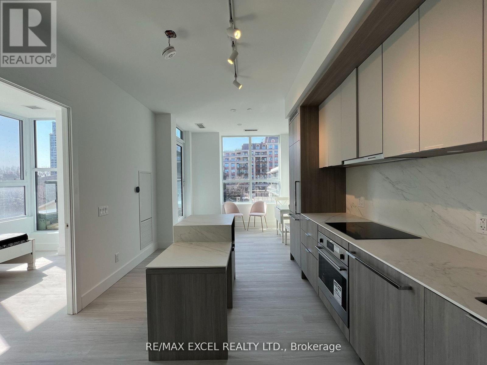 211 - 6 Greenbriar Road, Toronto, Ontario  M2K 1B5 - Photo 10 - C13237278