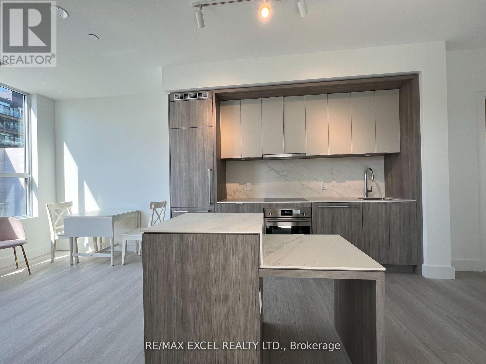 211 - 6 Greenbriar Road, Toronto, Ontario  M2K 1B5 - Photo 13 - C13237278