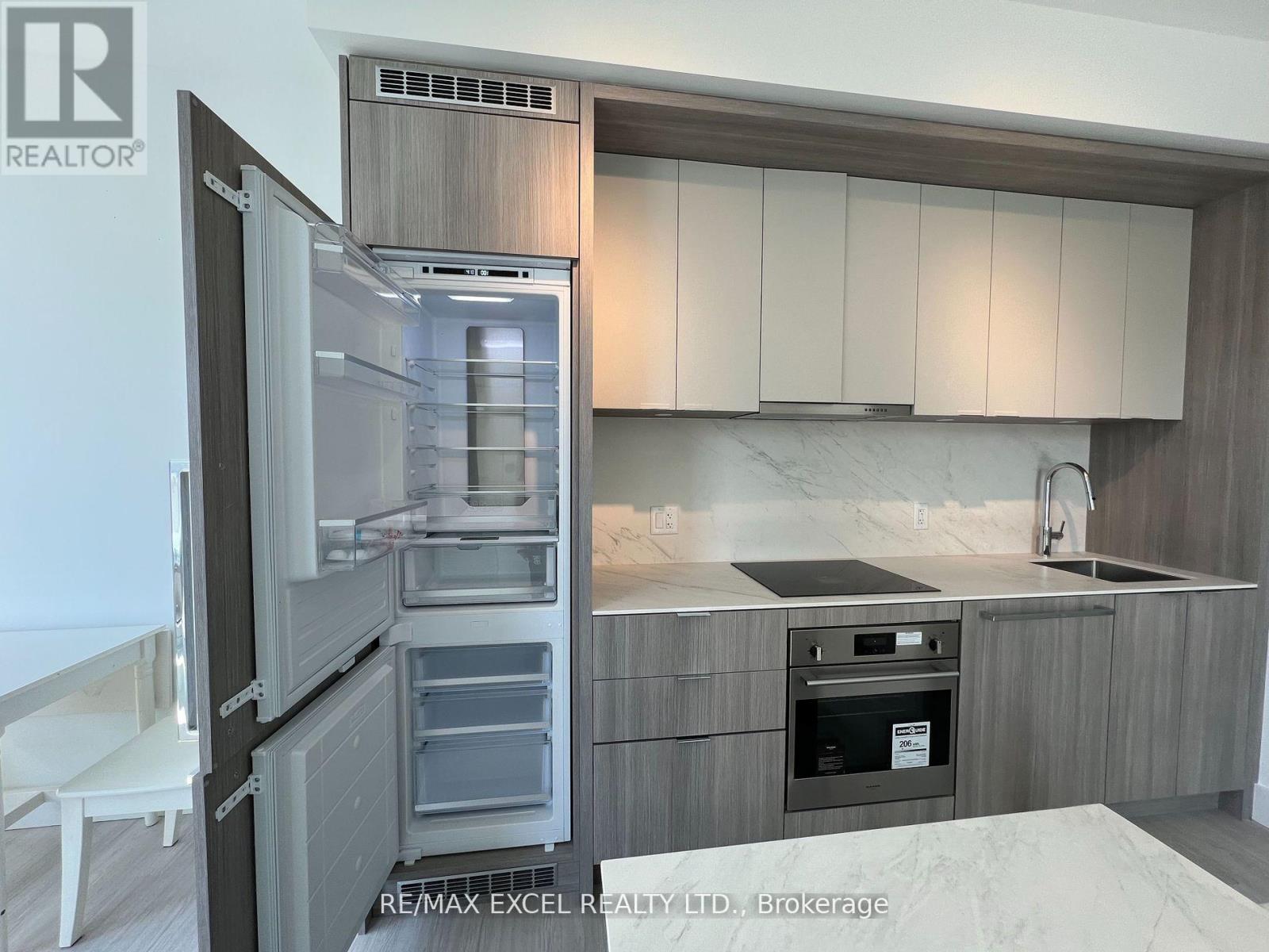 211 - 6 Greenbriar Road, Toronto, Ontario  M2K 1B5 - Photo 16 - C13237278