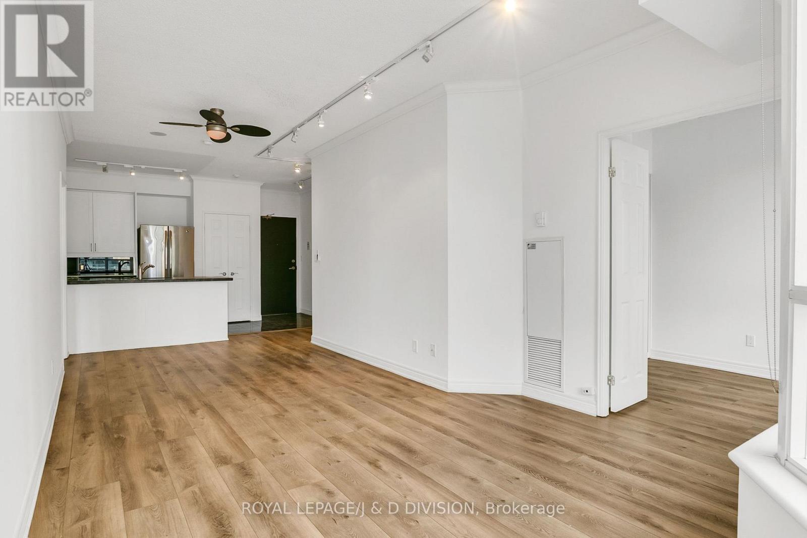 Uph9 - 55 Bloor Street E, Toronto, Ontario  M4W 3W6 - Photo 10 - C13237316