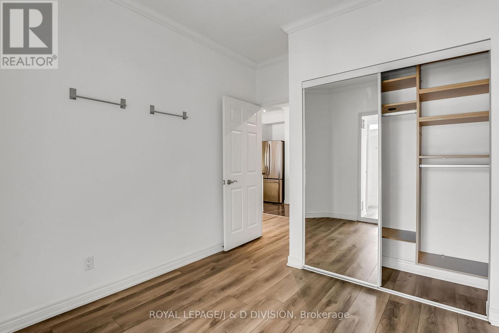 Uph9 - 55 Bloor Street E, Toronto, Ontario  M4W 3W6 - Photo 17 - C13237316