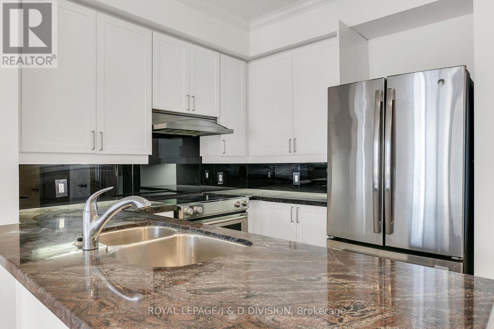 Uph9 - 55 Bloor Street E, Toronto, Ontario  M4W 3W6 - Photo 19 - C13237316