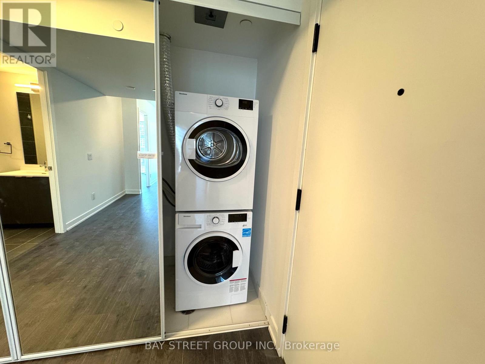 2815 - 100 Queen Street E, Toronto, Ontario  M5C 0B5 - Photo 11 - C13237370