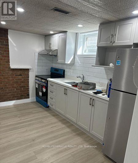 757 Phillip Murray Avenue, Oshawa, Ontario  L1J 1J2 - Photo 10 - E13237238