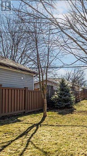 757 Phillip Murray Avenue, Oshawa, Ontario  L1J 1J2 - Photo 6 - E13237238