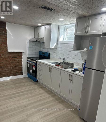 757 Phillip Murray Avenue, Oshawa, Ontario  L1J 1J2 - Photo 8 - E13237238
