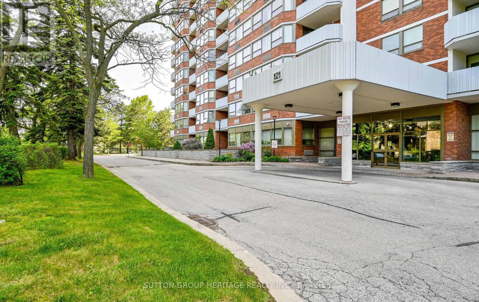 1915 - 121 Ling Road, Toronto, Ontario  M1E 4Y2 - Photo 4 - E13237318