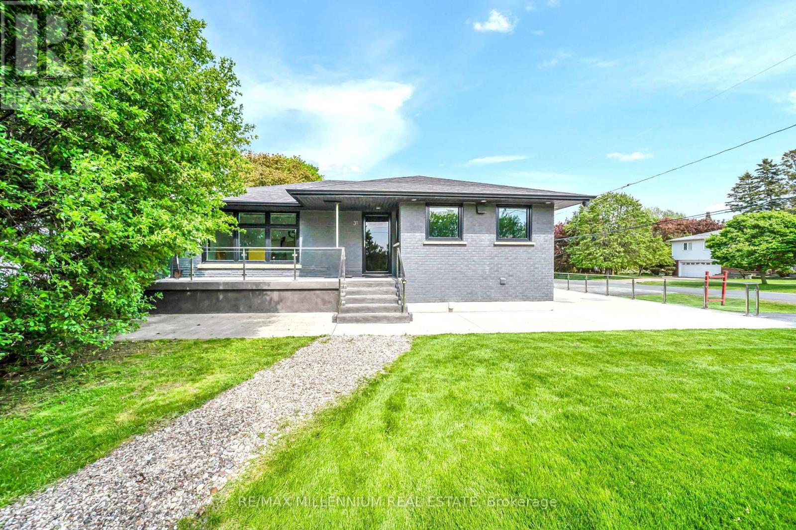 31 Old Lake Ridge Road, Whitby, Ontario  L1P 1K1 - Photo 6 - E13237366