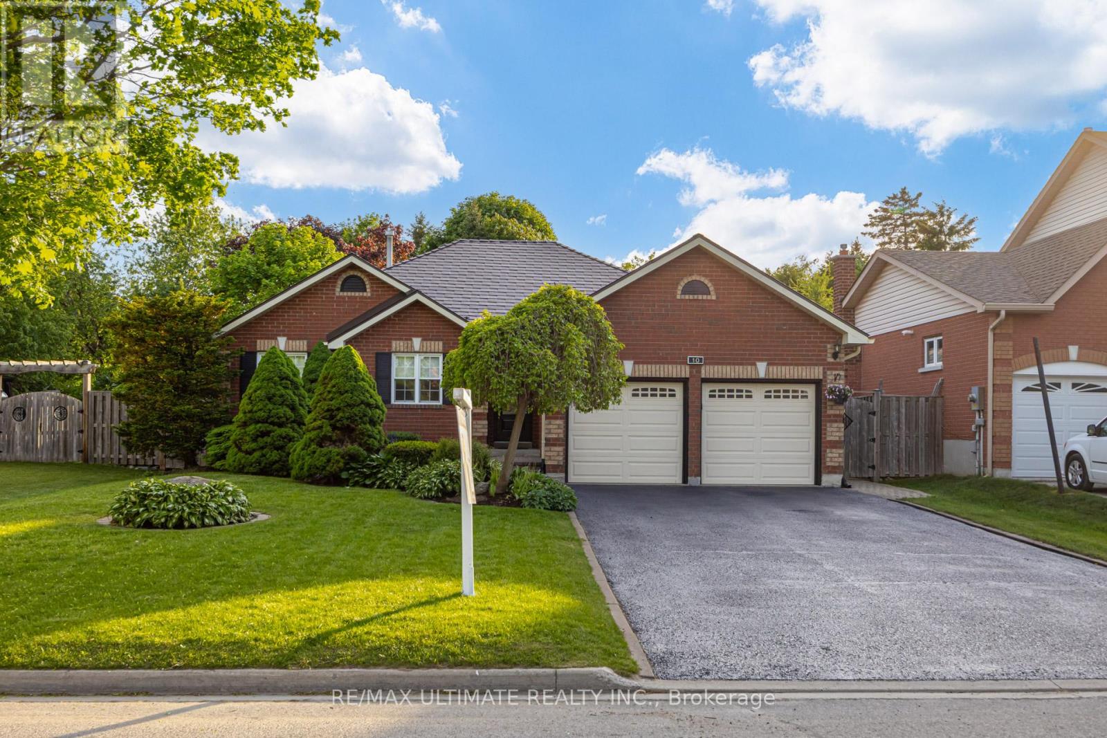 10 South Balsam Street, Uxbridge, Ontario  L9P 1E9 - Photo 2 - N13237294